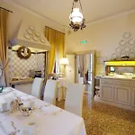 Contarini Nenzi And 4* Dosson