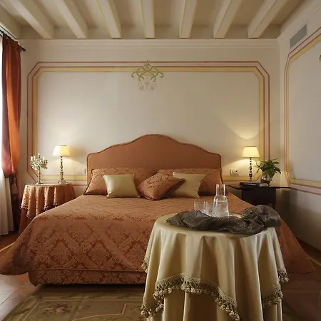 Hotel Contarini Nenzi And Dosson