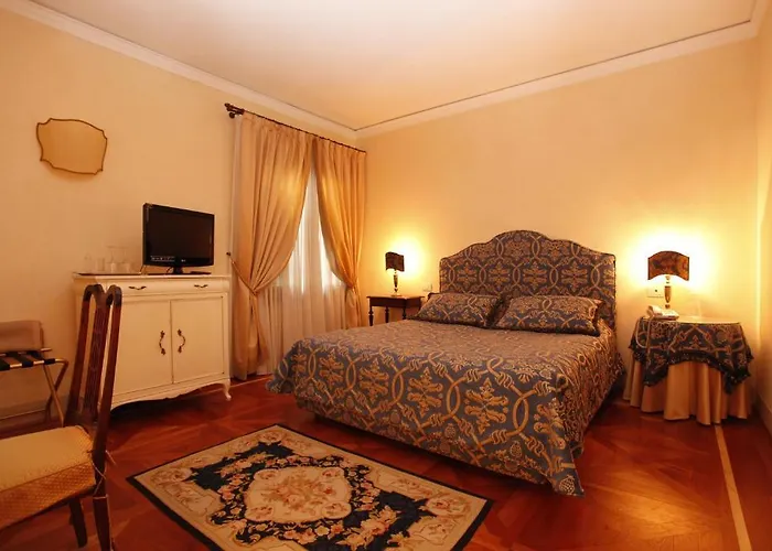 Hotel Contarini Nenzi And Dosson