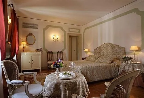 Contarini Nenzi And 4* Dosson